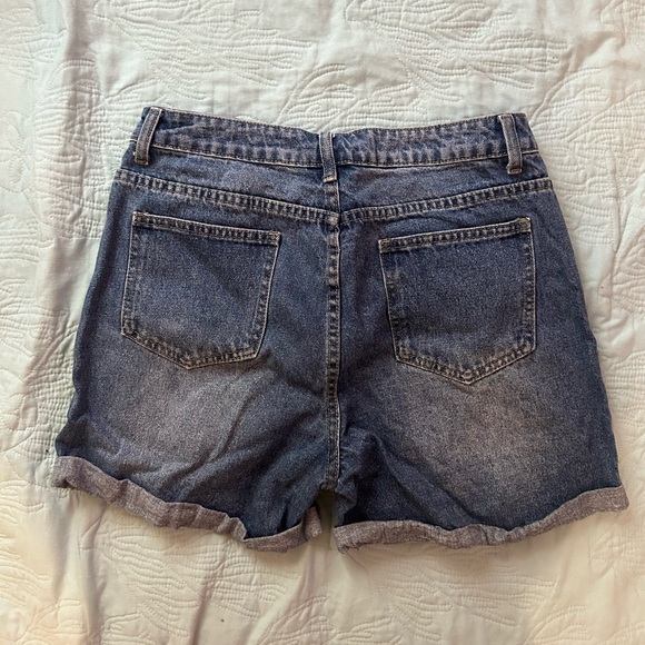 Jean Shorts - Picture 2 of 3